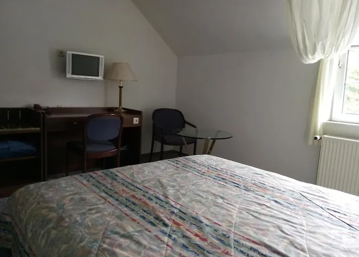 Leppiner Hof - Fruehstueckspension 3* Arendsee